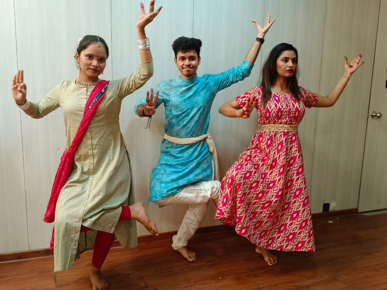 Classical dance performance in traditional attire